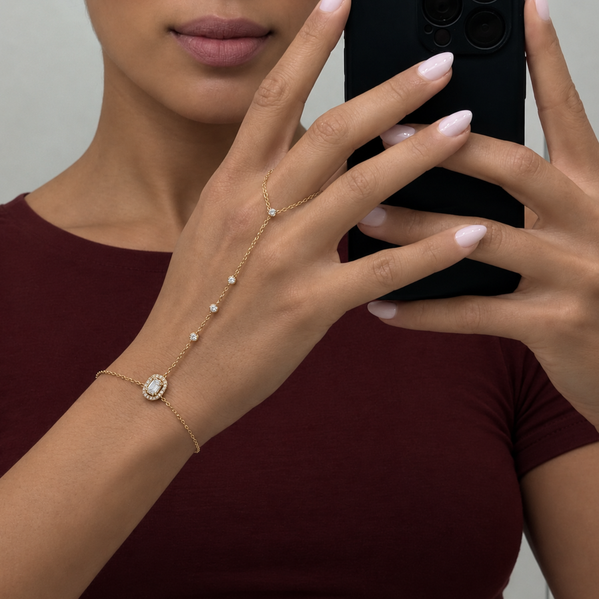 Nova Hand Chain